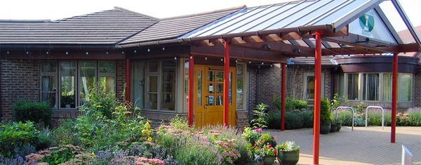 Businesses buy i-Pads for St Rocco’s Hospice patients to keep in touch with families - Warrington Chamber of Commerce
